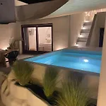 Le Cote * Oia (Santorini)