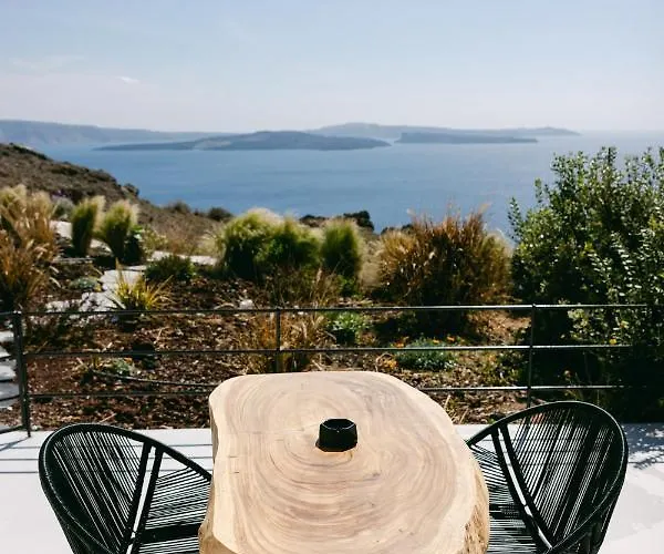 Le Cote * Oia (Santorini)